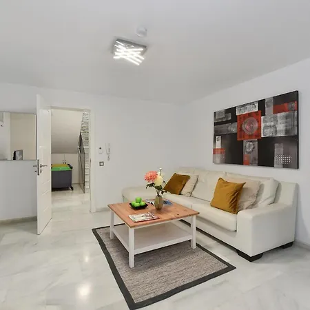 Villa Hills 19 With Pool By Villagrancanaria