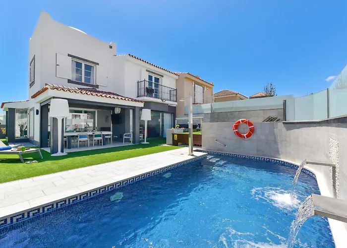 Hills 19 With Pool By Villagrancanaria